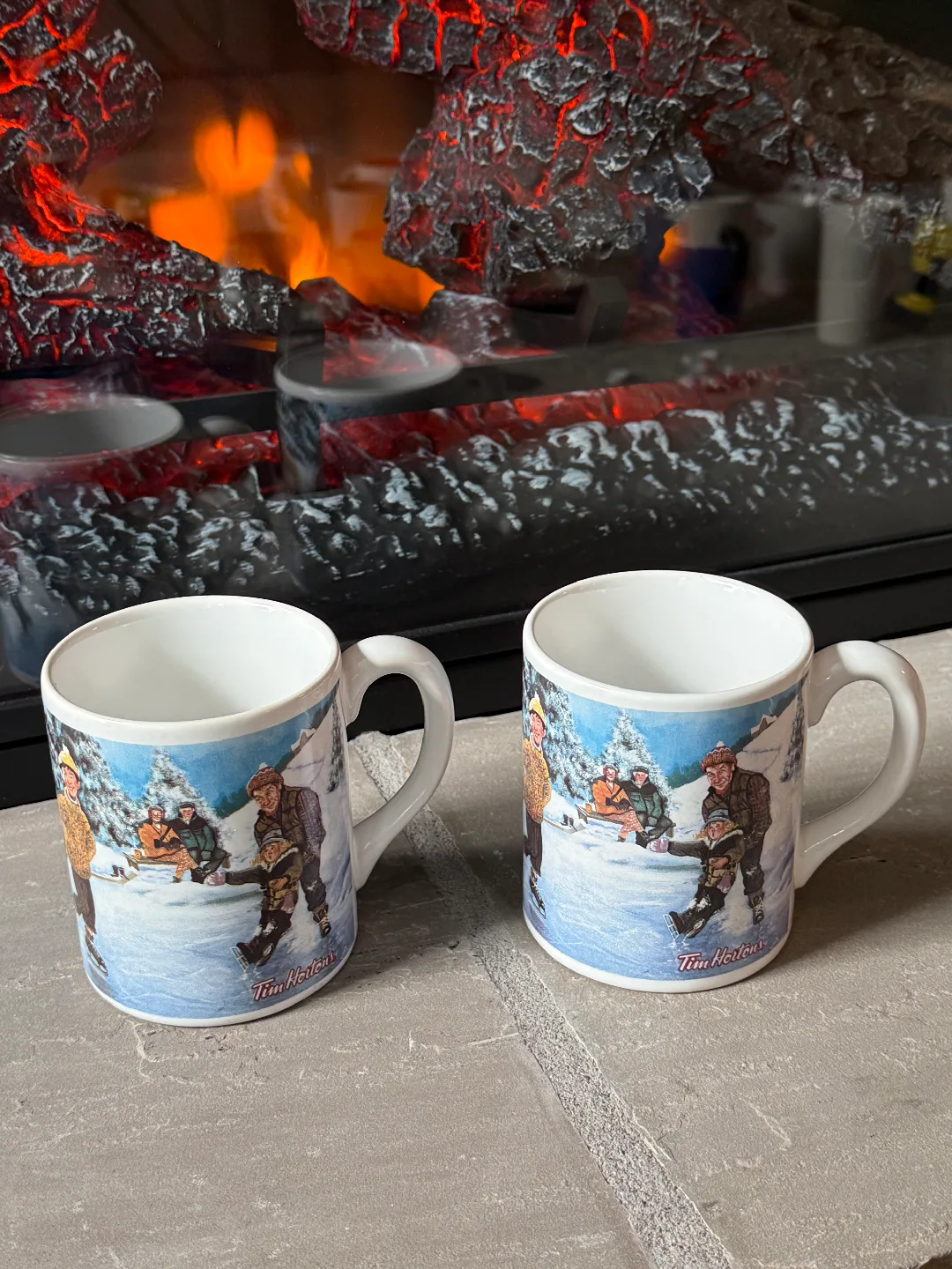 Tim Hortons "Rêveries sur Glace" Mug Set thumbnail