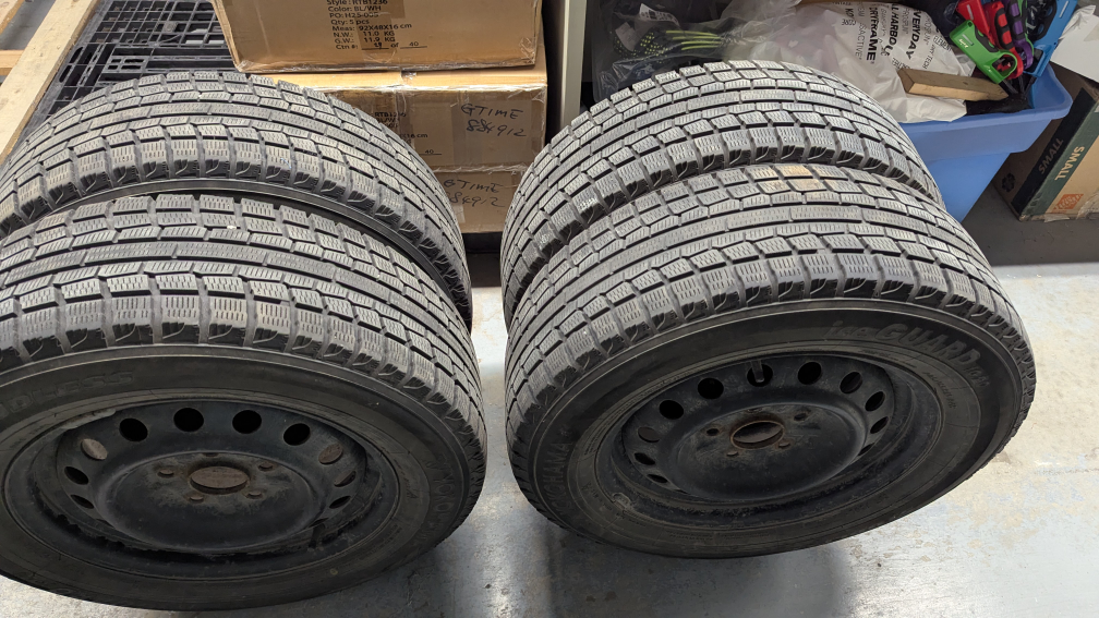 Yokohama IceGuard iG20 Winter Tires 195/65R15 - photo 3