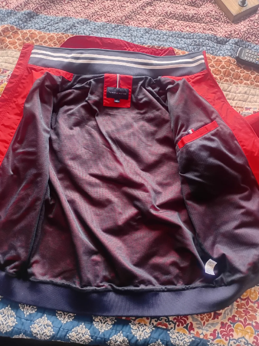 Tommy Hilfiger Red Jacket - Size L image indicator(3)