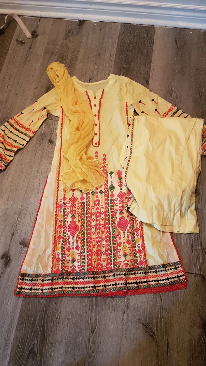 New arrival  Yellow Embroidered Salwar Kameez Suit - photo 3