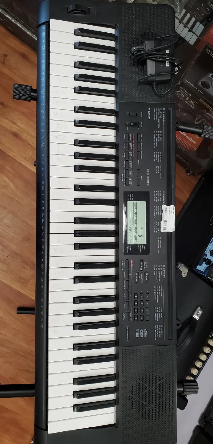 Casio CTK-3200 Keyboard thumbnail