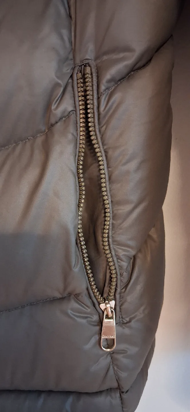 Calvin Klein Packable Down Puffer Jacket - Size M image indicator(6)