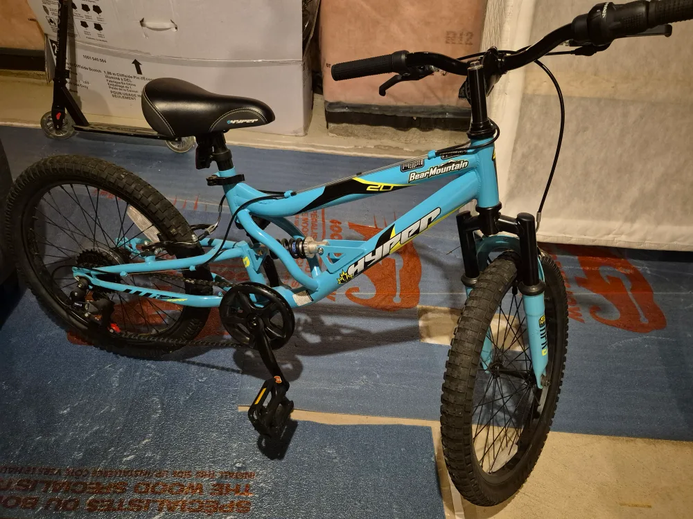 Hyper Bear Mountain 20" Kids' Bike - Blue image indicator(2)