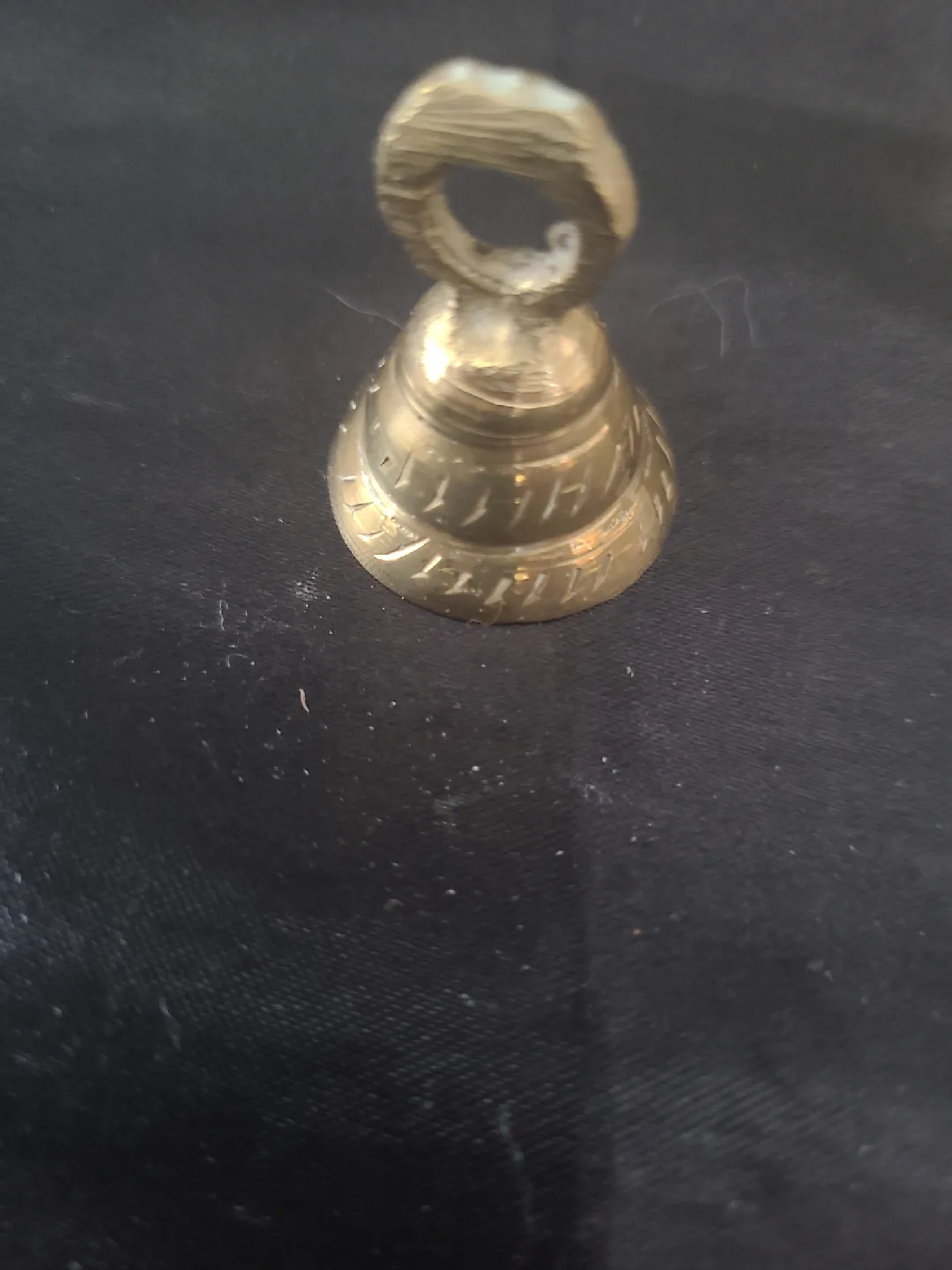 Miniture Brass Hand Bells image indicator(5)