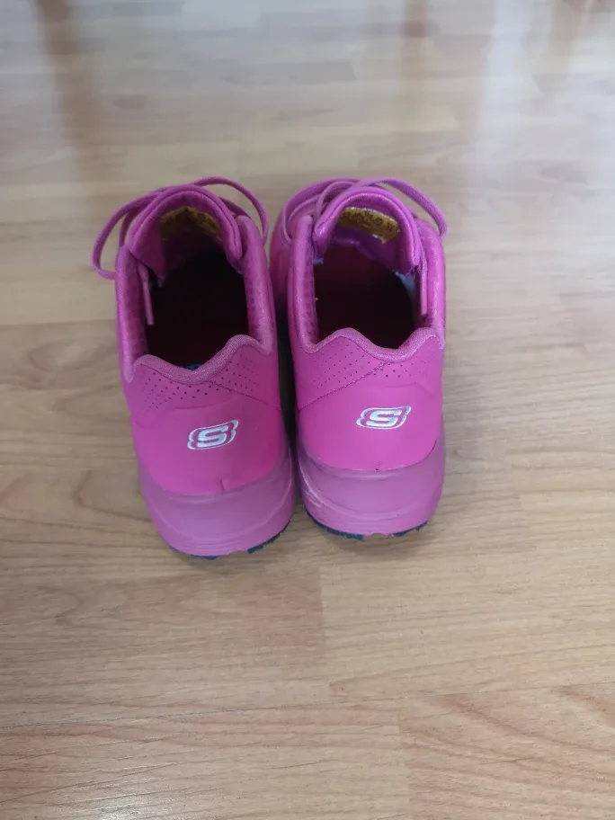 Skechers Pink Composite Safety Toe Shoes. Size US 5.5 image indicator(3)