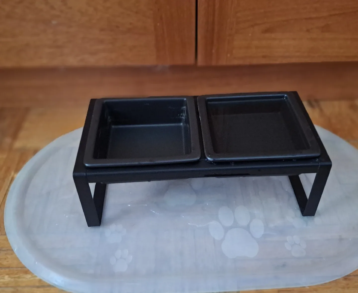 Double Elevated Pet Feeder image indicator(5)