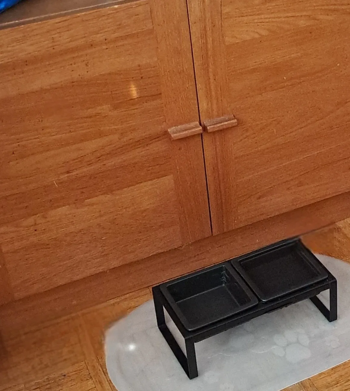 Double Elevated Pet Feeder image indicator(6)