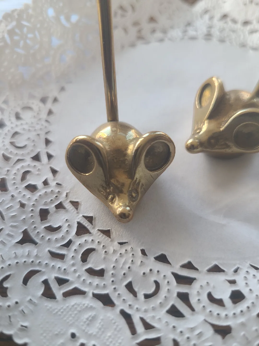 Vintage Brass Mouse set image indicator(2)
