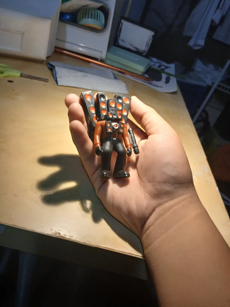 Titan Speaker Man Mini figure Officially Licensed Skibidi Merch image indicator(5)