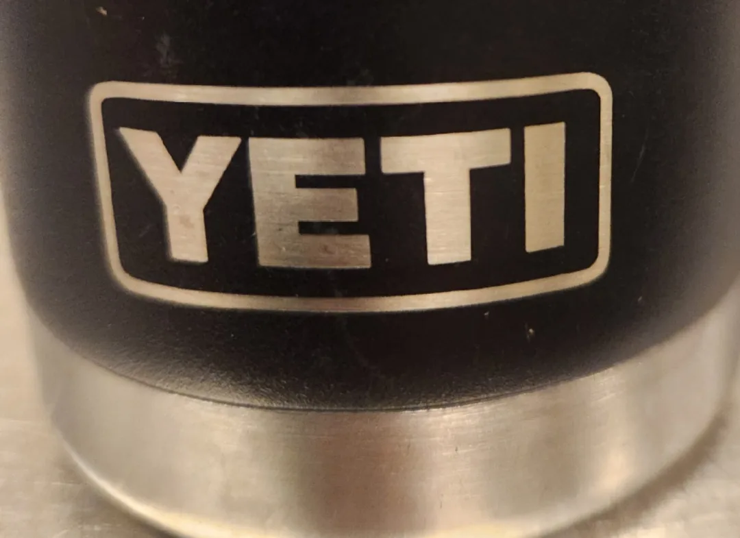 Yeti Black Tumbler image indicator(4)