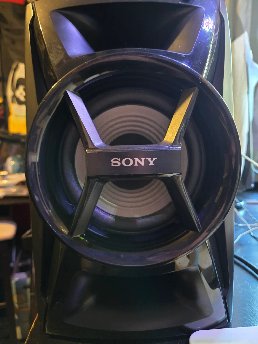AVAILABLE: Sony Stereo System image indicator(8)