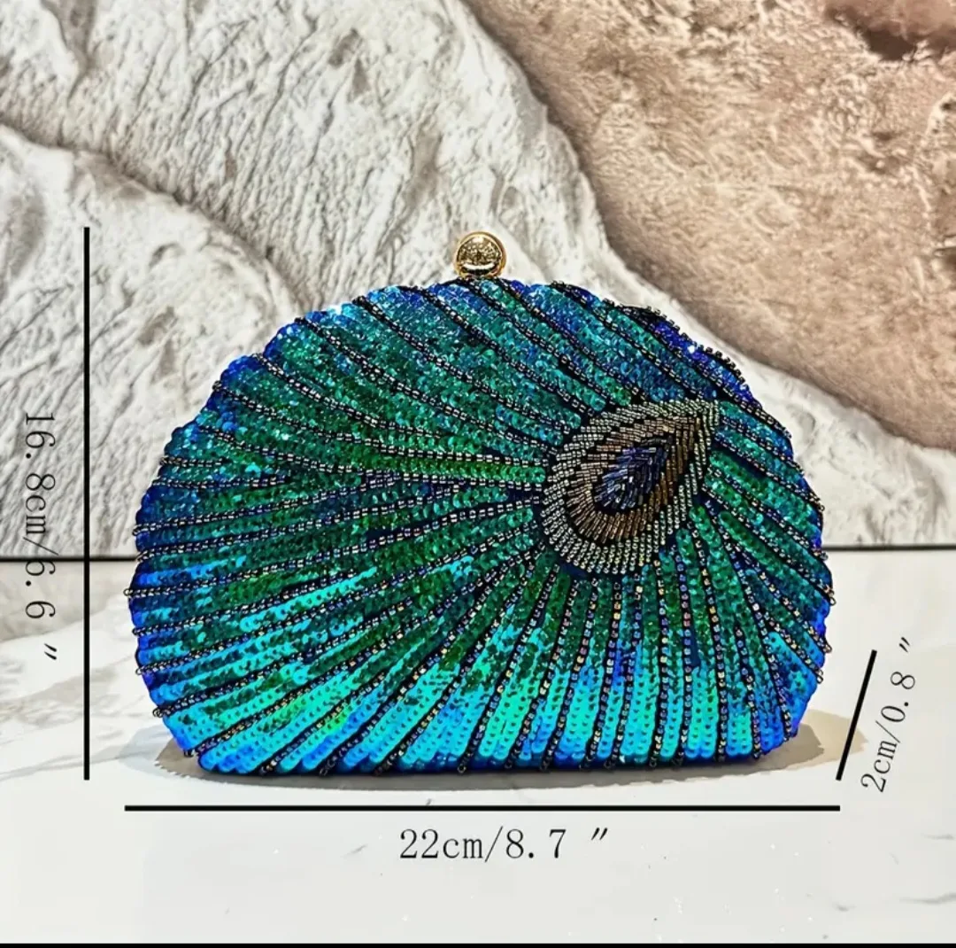 BRAND NEW stunningly beautiful Sequin Peacock Chain bag 💚 image indicator(7)