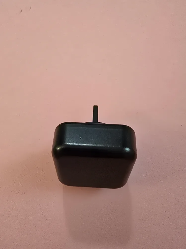 Black USB Charger image indicator(2)
