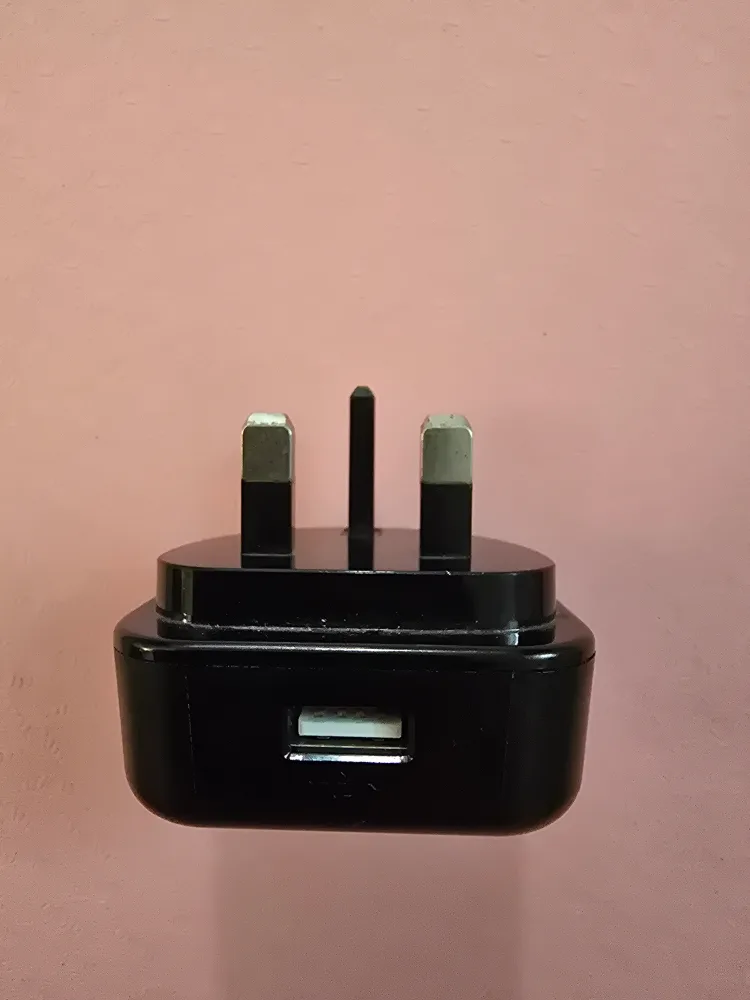 Black USB Charger image indicator(3)