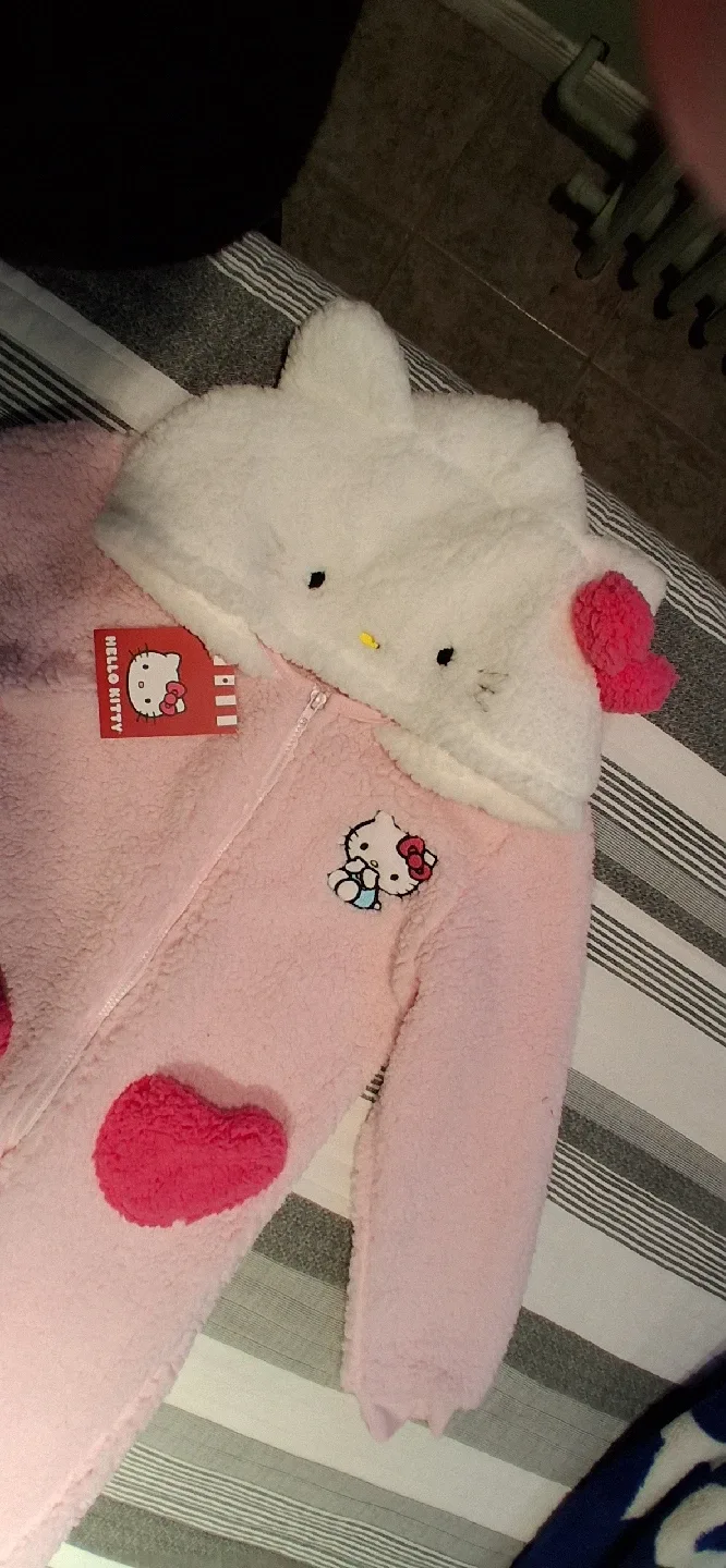 Hello Kitty Onesie  halloween costume- Size M/M (10/12) image indicator(5)