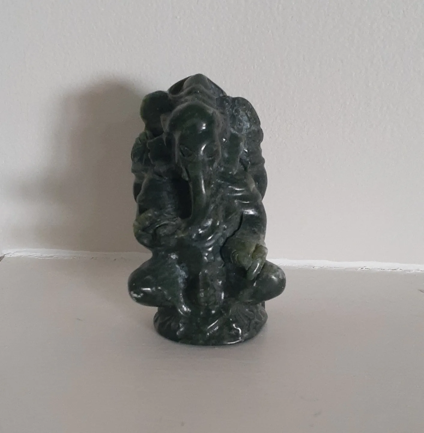 Jade Ganesha Statue thumbnail