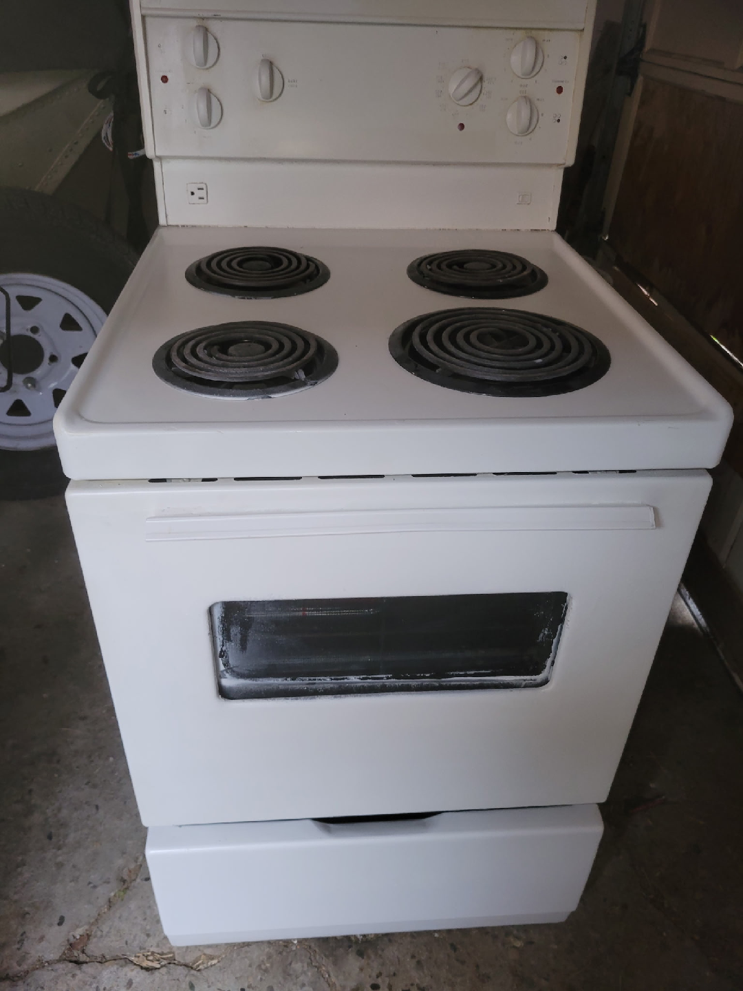 White Electric Coil Top Range