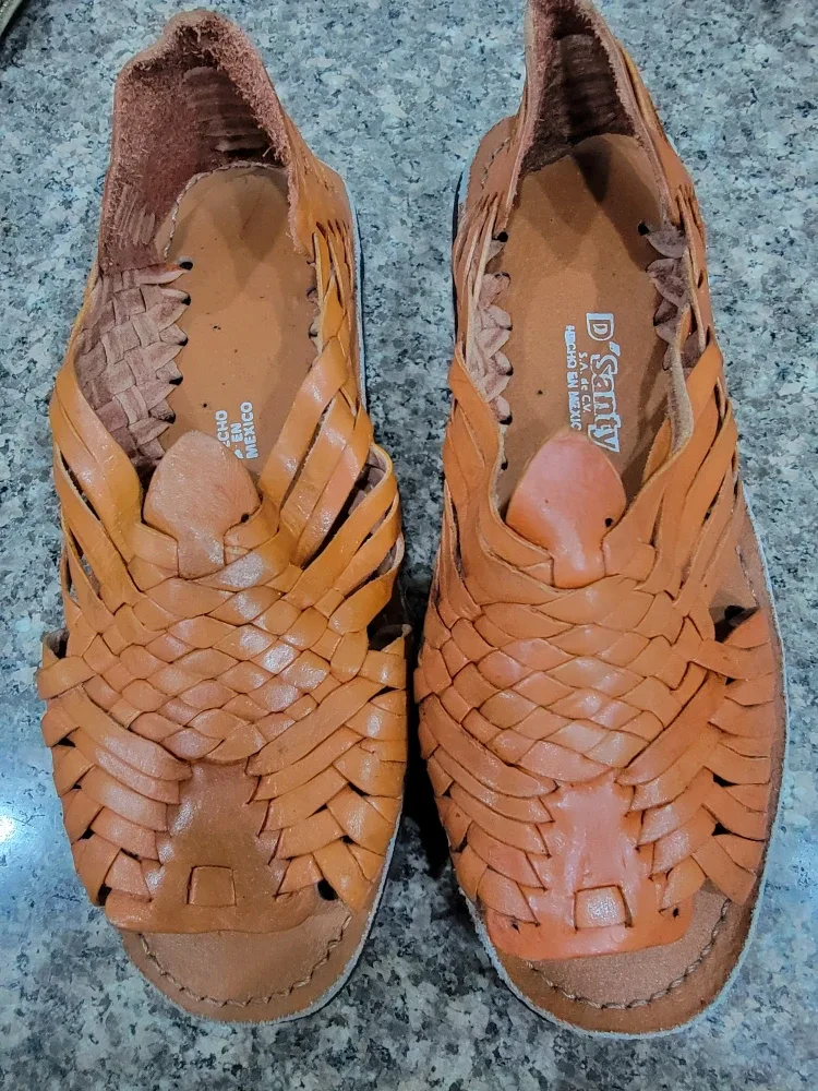 D'Santy Huarache Sandals thumbnail