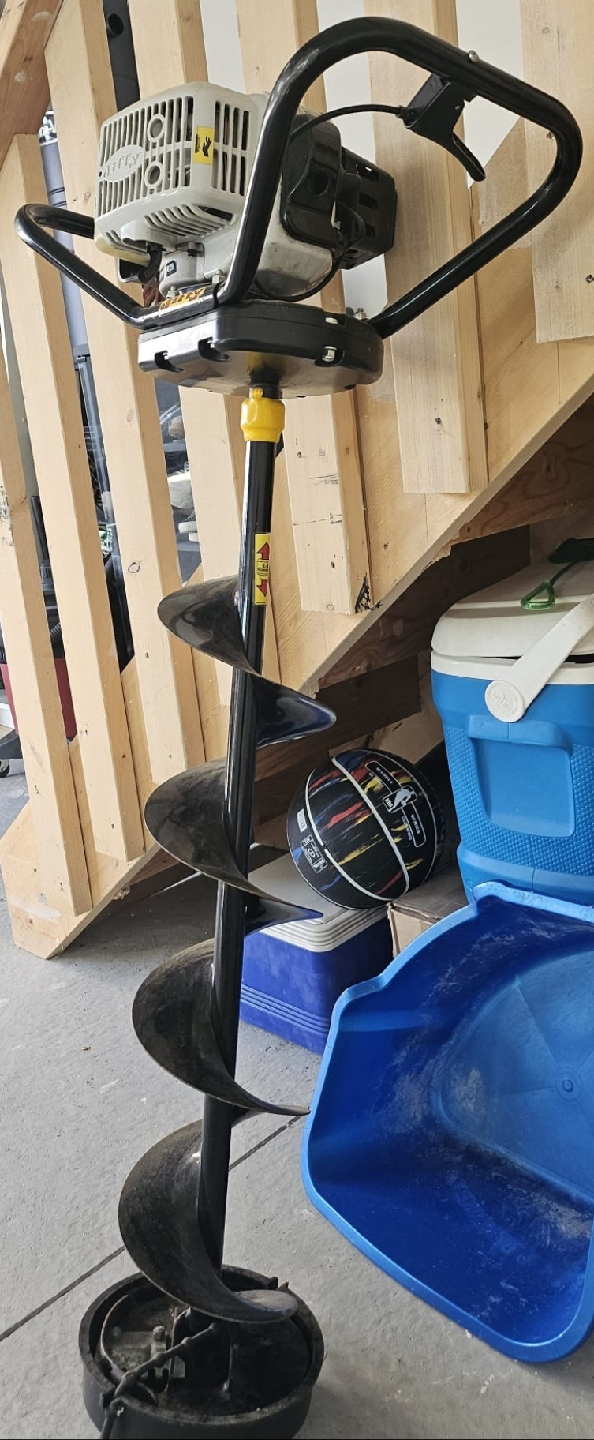 Gasoline Ice Fishing Arctic Auger