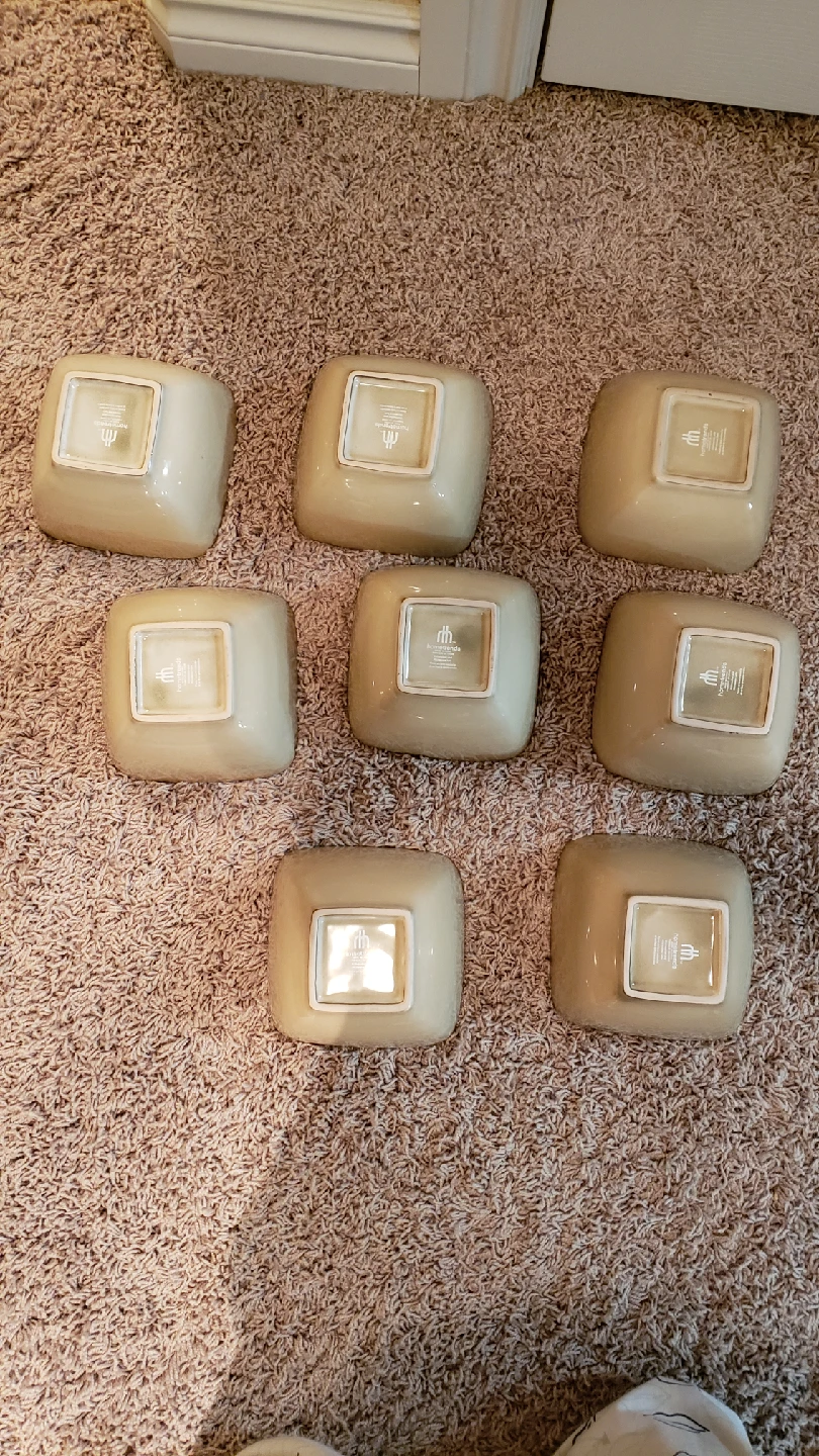 New Hometrend Bowls (Set of 8) $5 each or all for $30. - photo 2