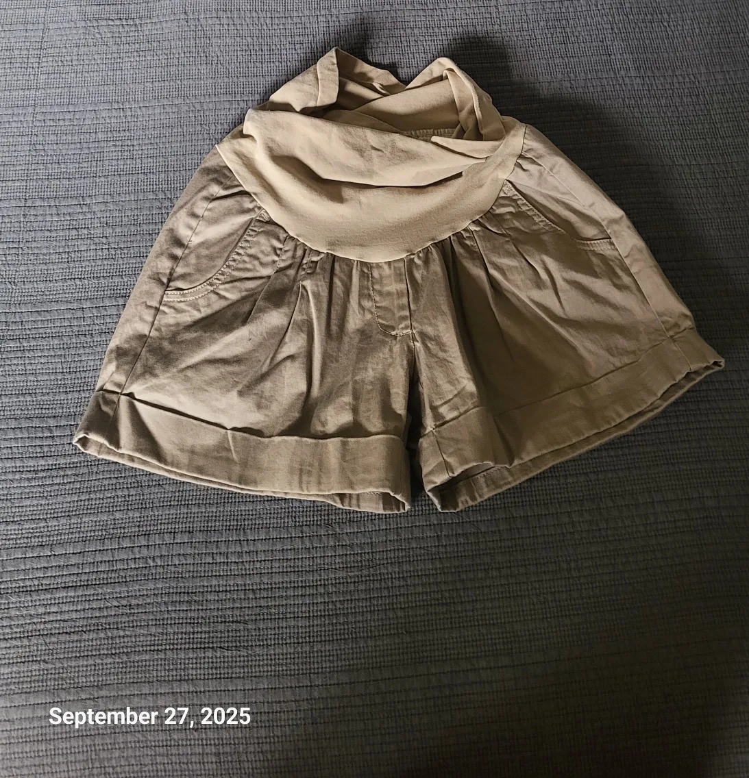 Oh Baby by Motherhood Size M Maternity Shorts image indicator(5)