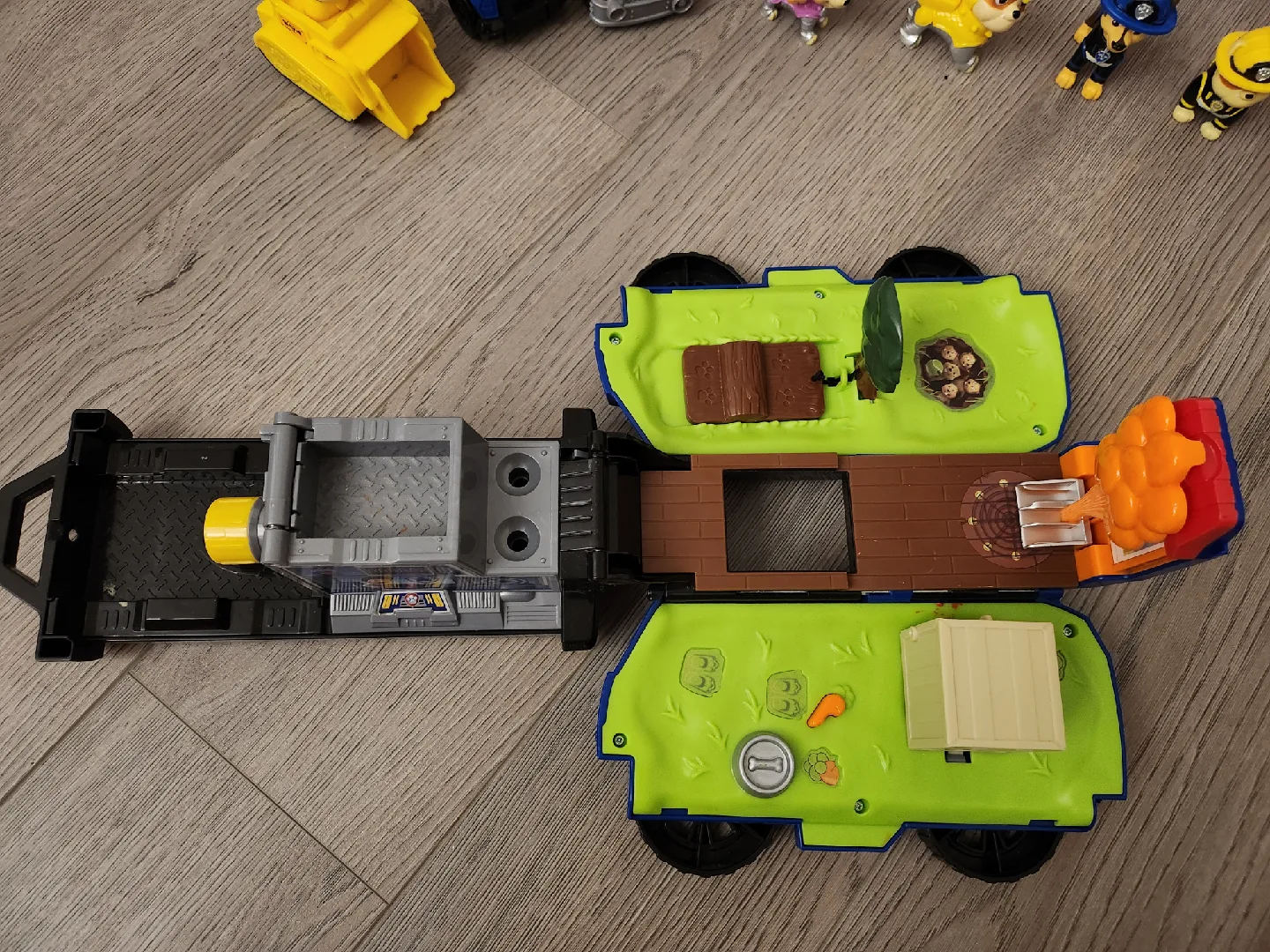 Paw Patrol Chase Police Cruiser Toy image indicator(2)