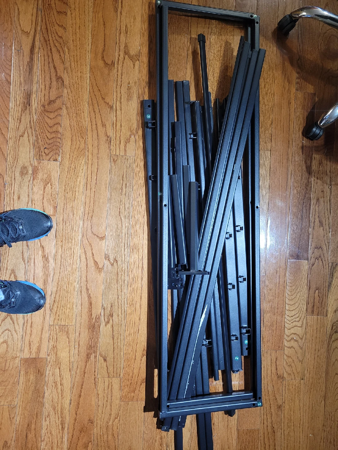Full size Metal Bed Frame - photo 2