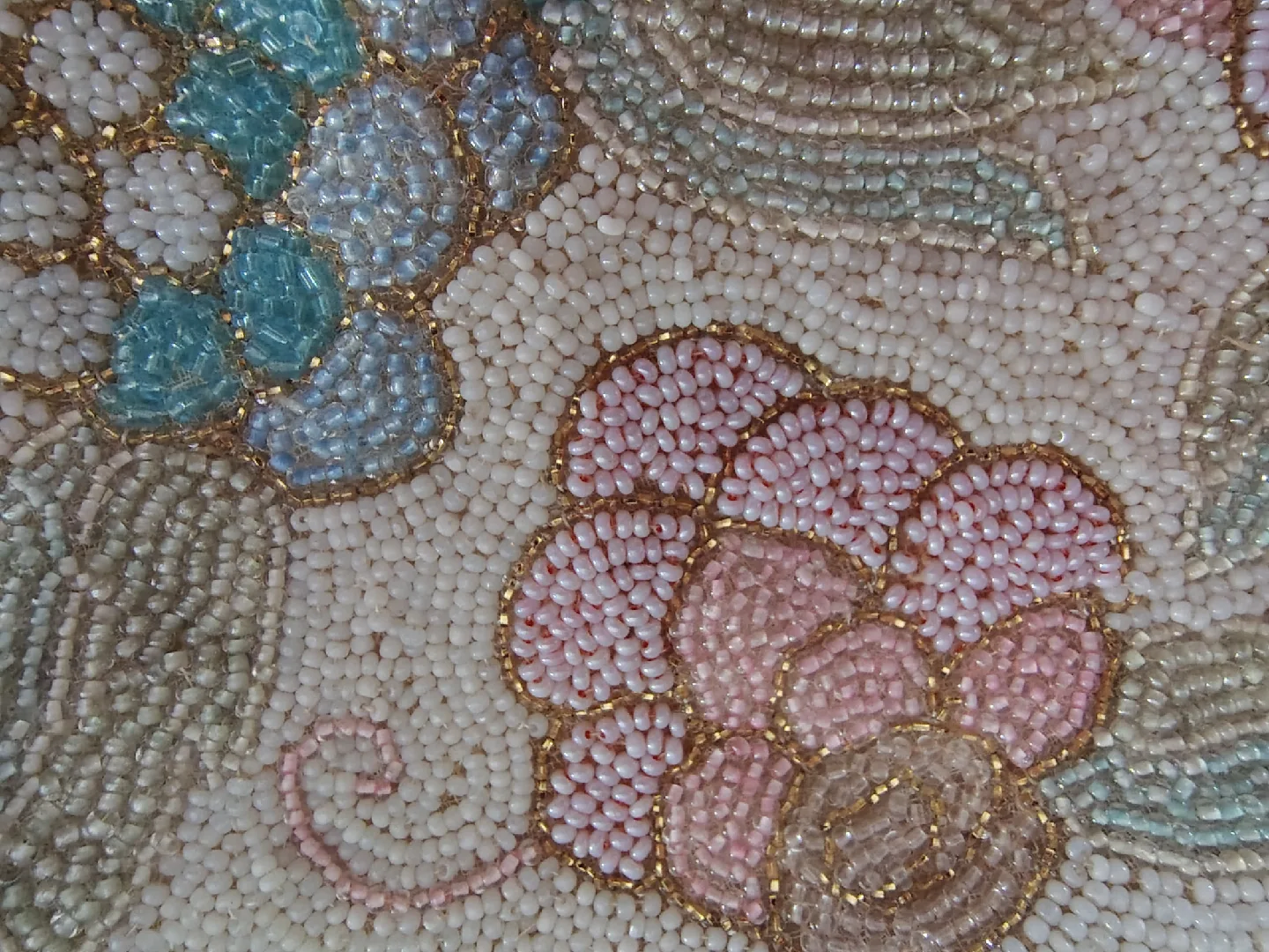 Vintage Delill Seed Beaded Clutch - Made in Belgium image indicator(4)