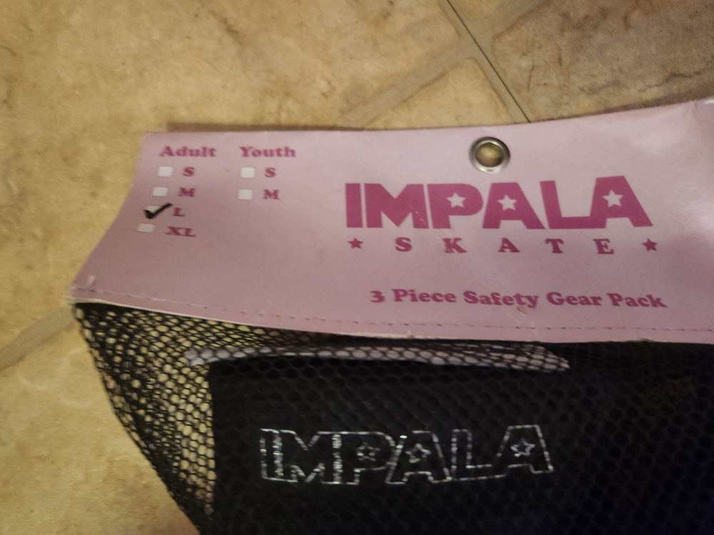 Impala Rollerskates Cynthia Rowley Floral US 10 + Safety Gear - photo 4