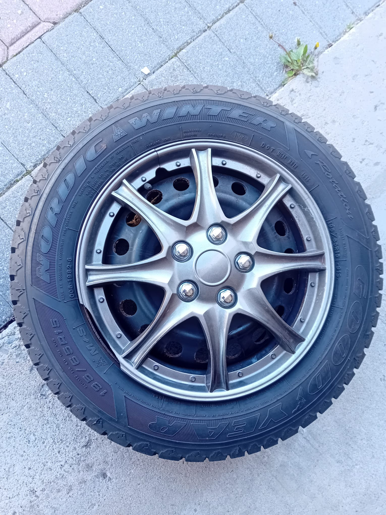 Good year Nordic Winter Tires 15"