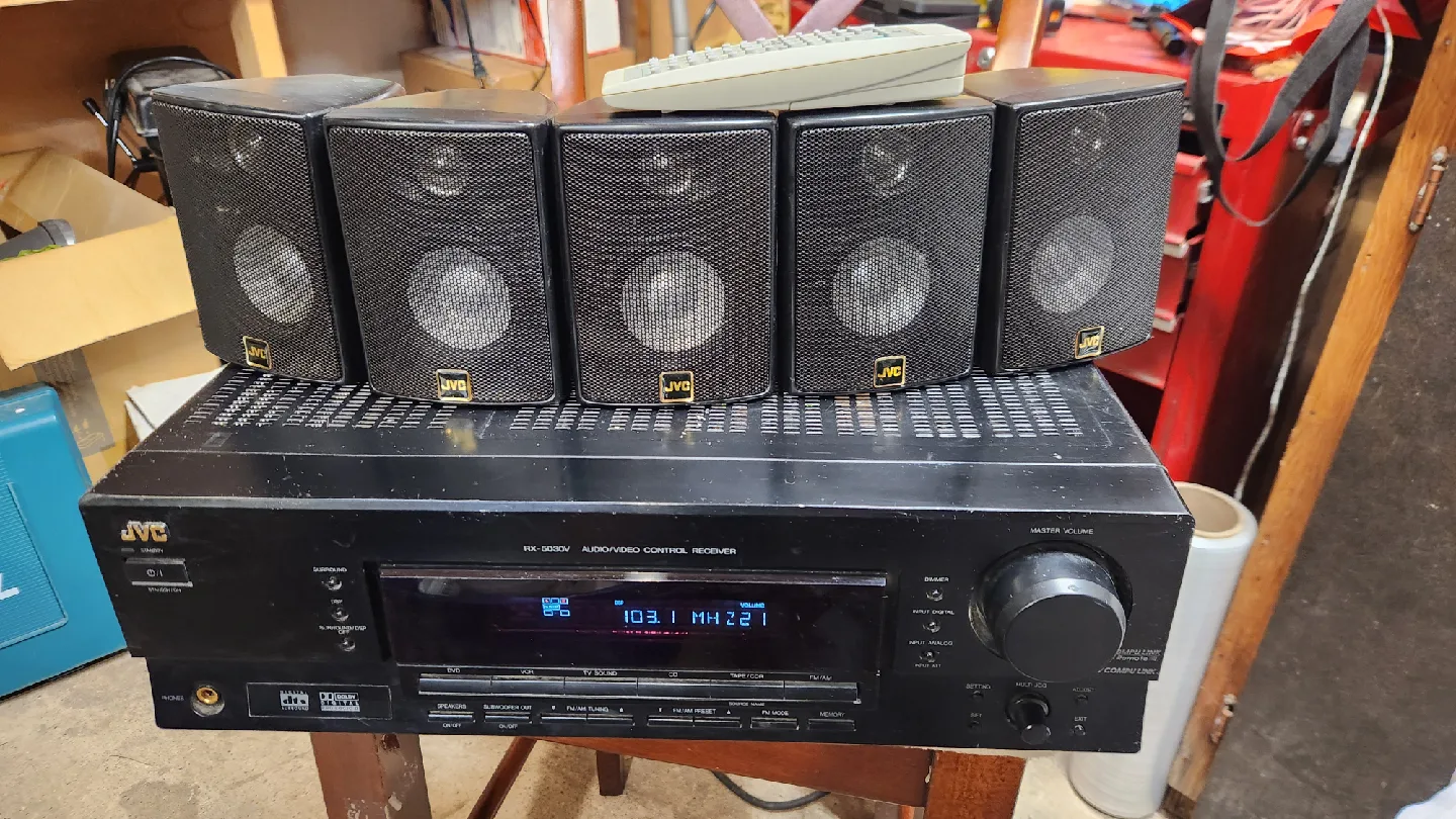 JVC RX-5050V Audio/Video Control Receiver with Speakers thumbnail