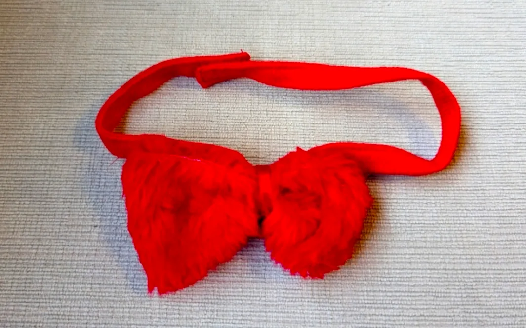Red Fuzzy Bow Tie - Halloween Costume thumbnail