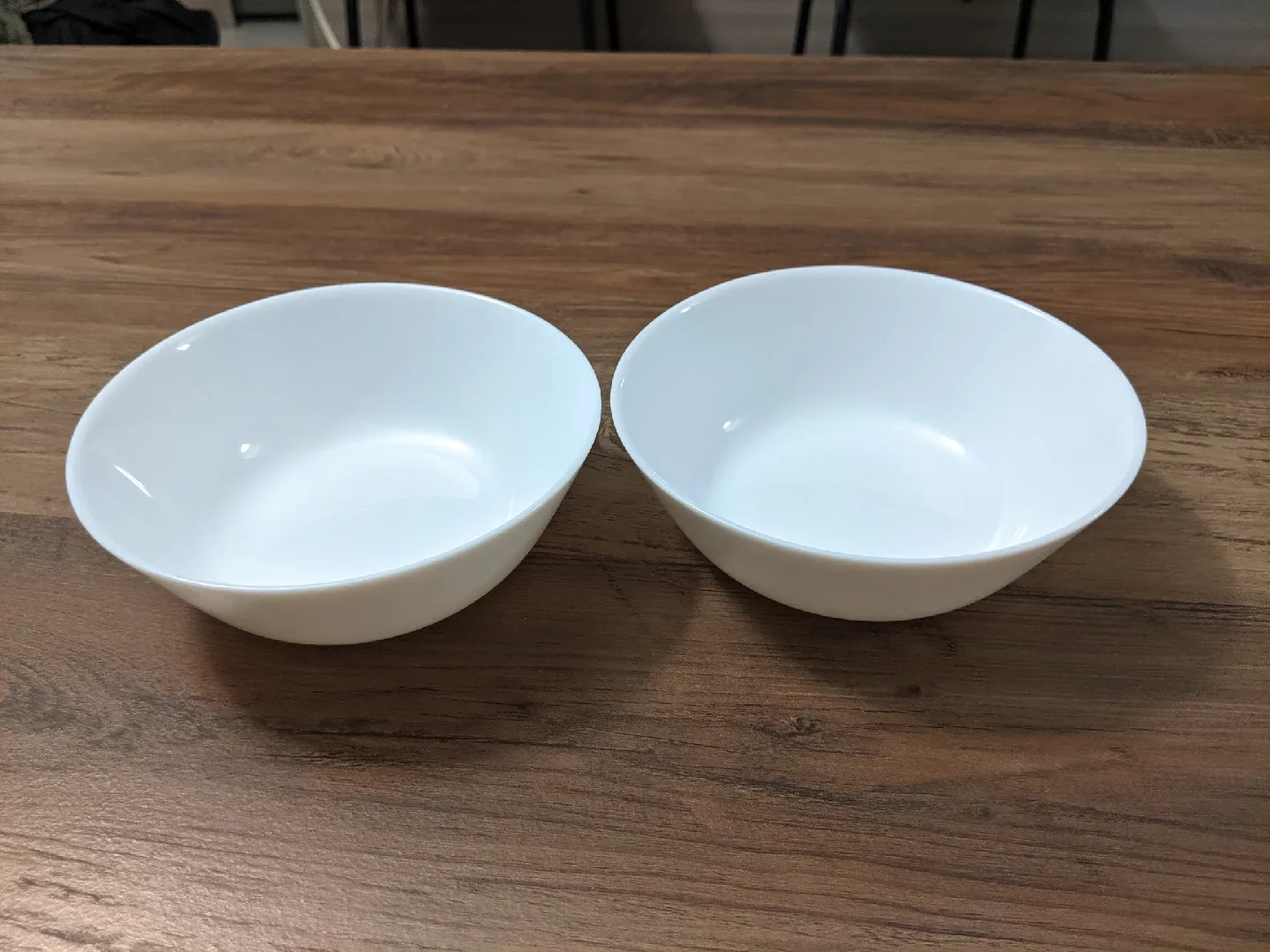 Mixed Dishes and Bowls image indicator(4)