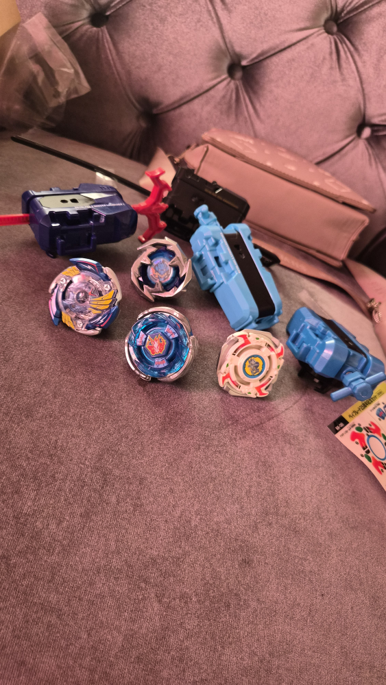 Beyblade X anniversary set - photo 3