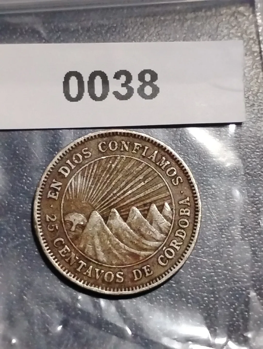 1964 Nicaragua 25 Centavos de Cordoba Coin image indicator(4)