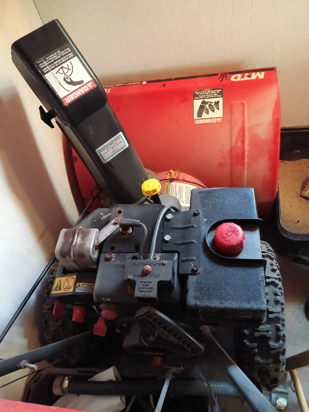 MTD 10HP/28" Snowblower image indicator(4)