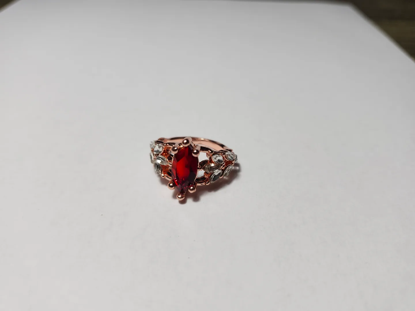 Red Gemstone Ring image indicator(2)