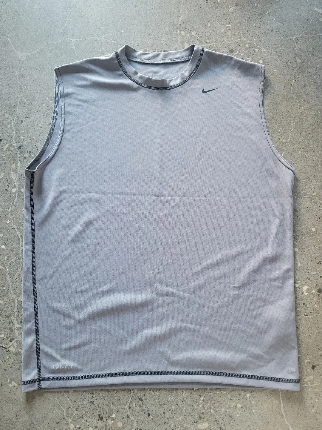 Nike Dri-FIT Sleeveless Shirt - Grey thumbnail