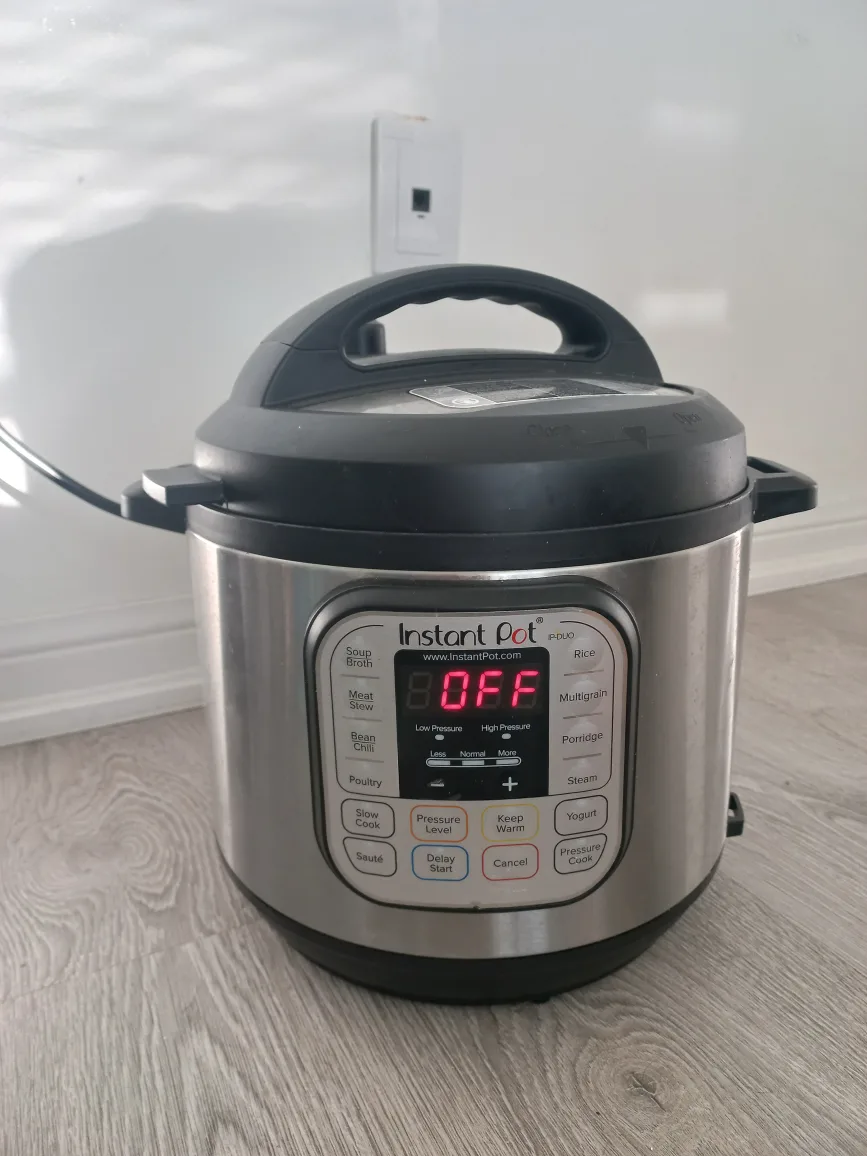 Instant Pot Electric Pressure Cooker thumbnail
