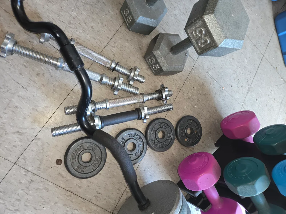 dumbells and 80lbs free weight, 25lb curl bar image indicator(2)