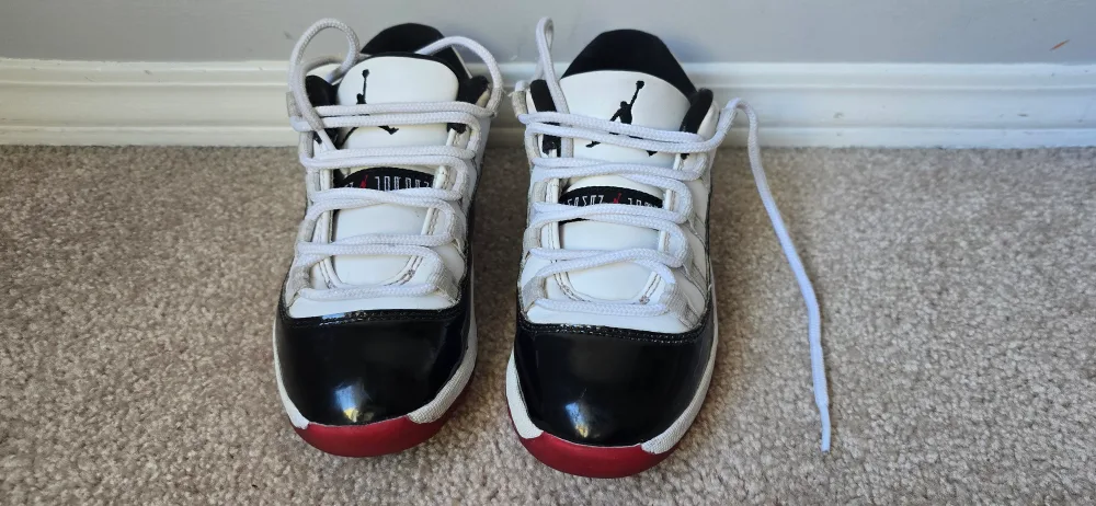 KID'S Air Jordan 11 Retro Low Concord thumbnail