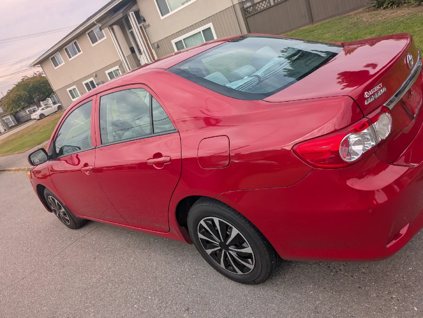 2013 Red Toyota Corolla Sedan image indicator(2)