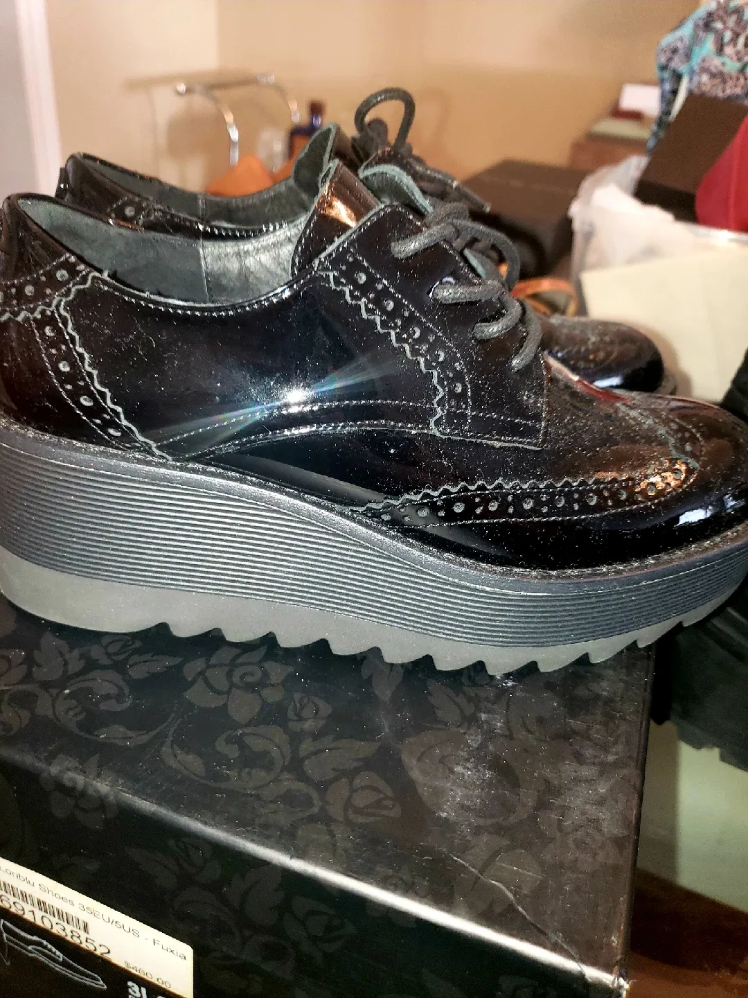 browns Shoes Black, Size 36 EU/ 5US thumbnail