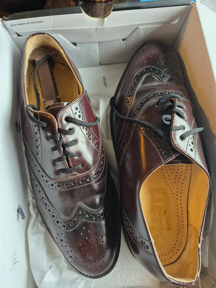 Aldo Burgundy Wingtip Dress Shoes - Size 10 image indicator(2)