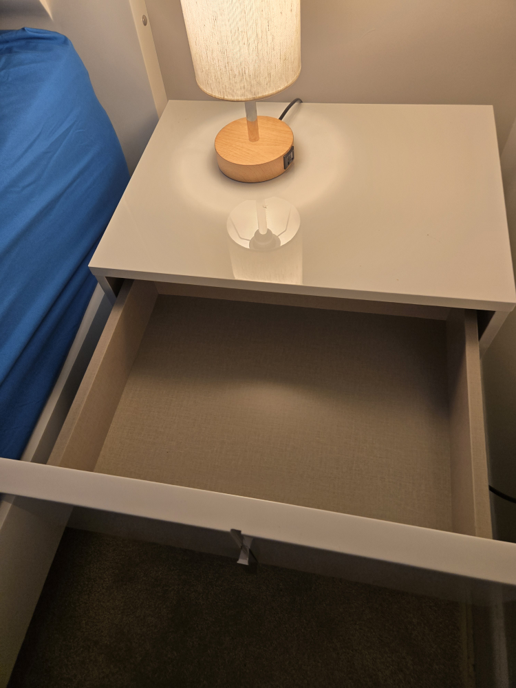 White bedside table with two drawers - photo 2