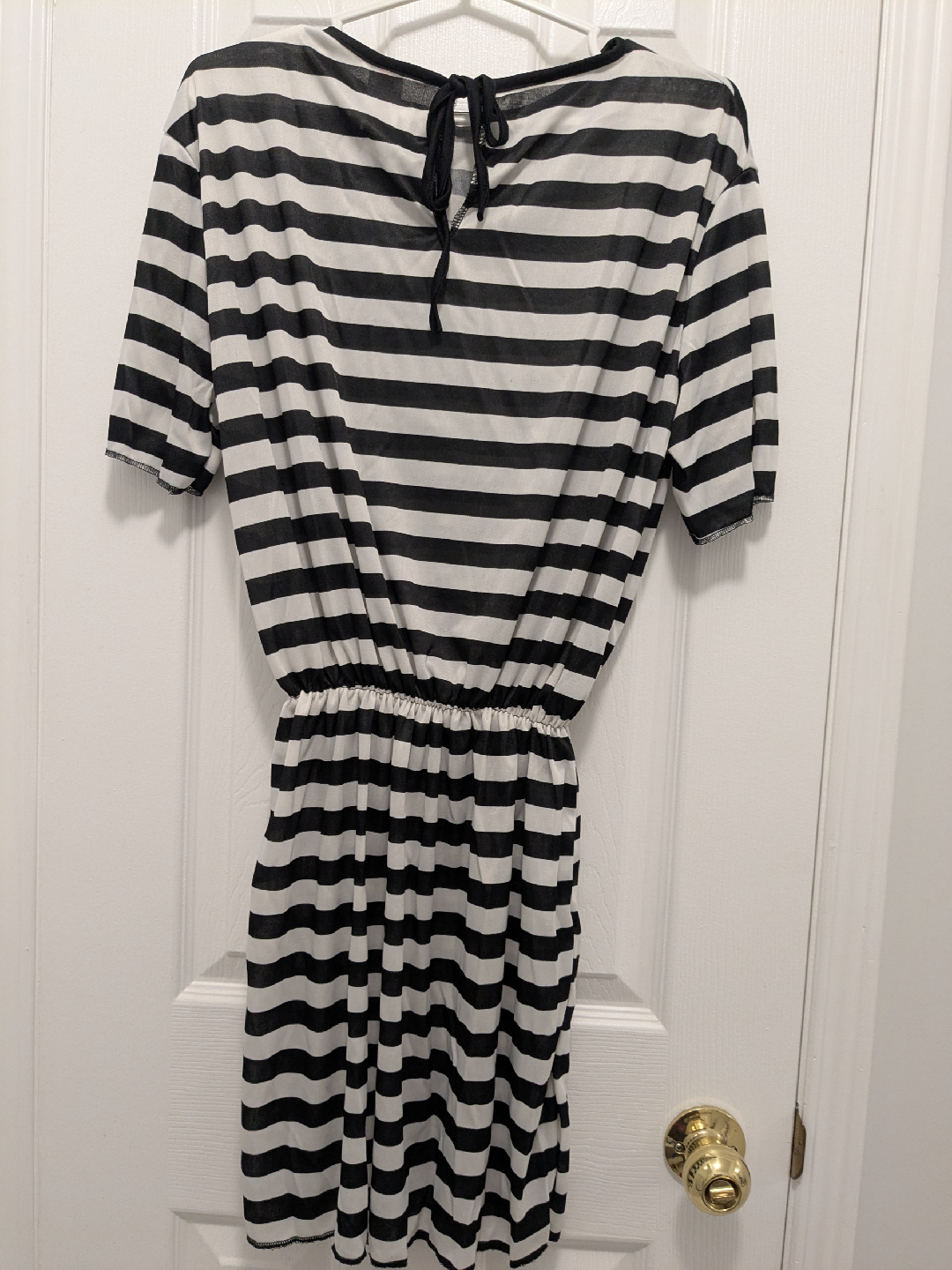 Girl Prisoner Costume & ball and chains 🥕 - photo 5