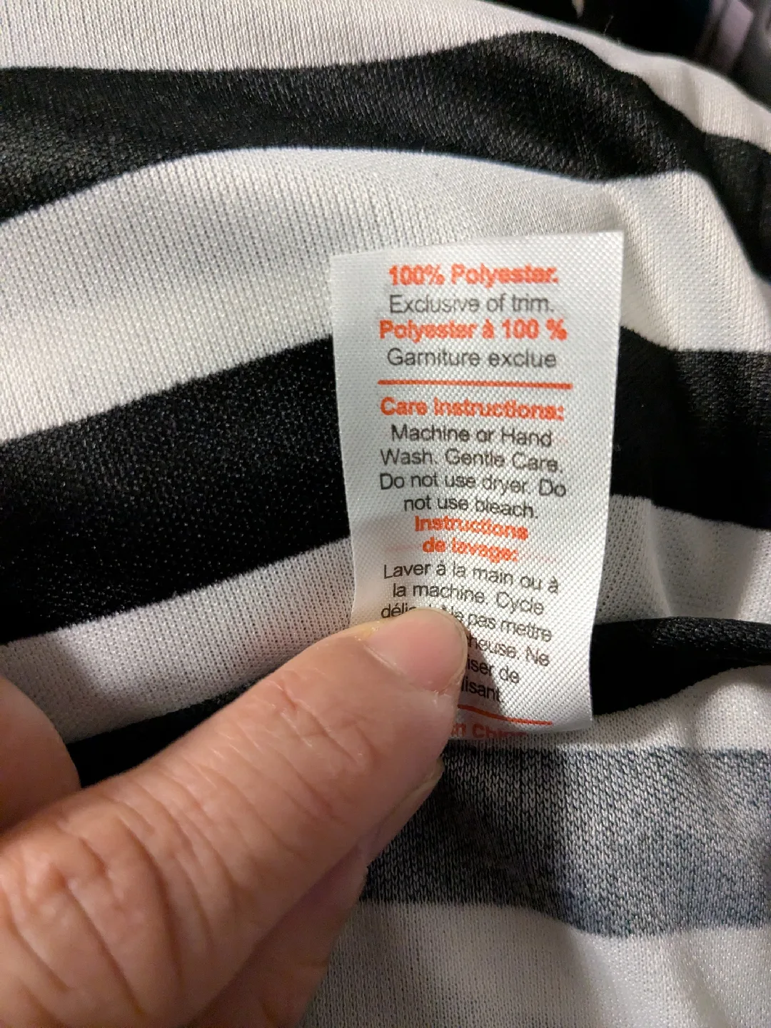 Girl Prisoner Costume & ball and chains 🥕 image indicator(6)