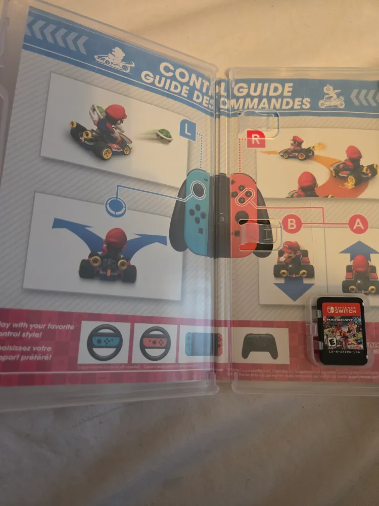 Mario Kart 8 Deluxe - Nintendo Switch Game image indicator(2)