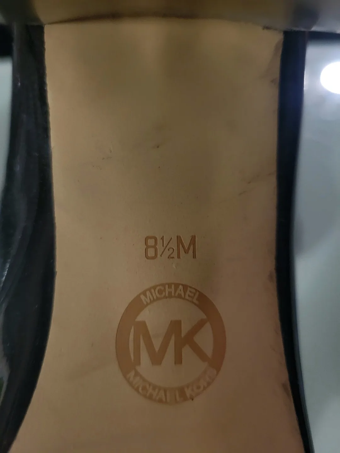 Michael Kors Black Patent Leather Loafers - Size 8.5 🥕 image indicator(4)