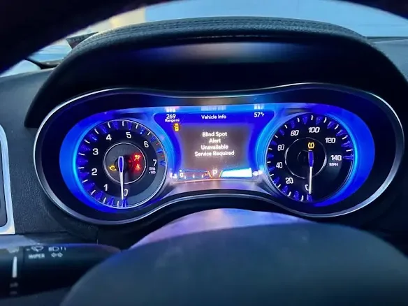 crysler 300s digital cluster and climate control w SPORT BUTTON image indicator(3)